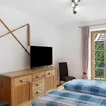 Alpspitz Apartment *