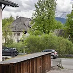 Alpspitz Apartment *
